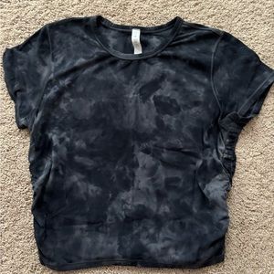 Lululemon tee